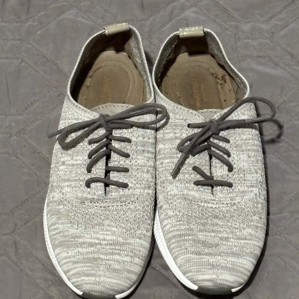 Cole Haan Women's 2.ZeroGrand Stitchlite Wingtip Oxford Gray Oxfords​